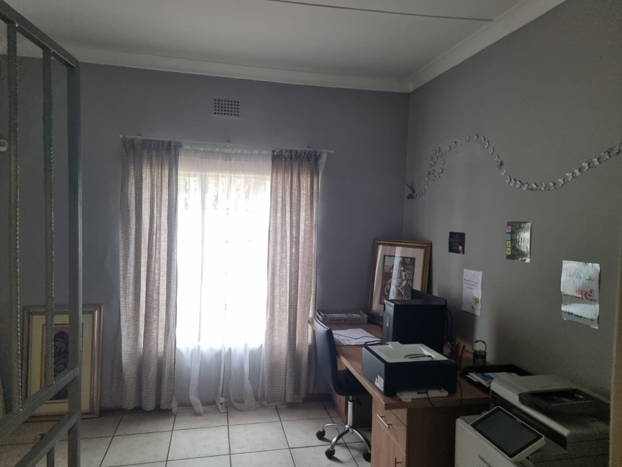 3 Bedroom Property for Sale in Bodorp North West
